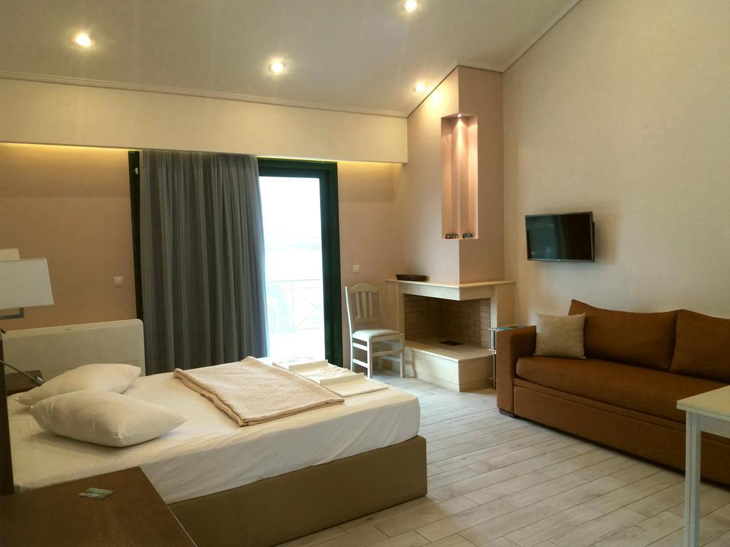 Giannis Village Resort Астакос Екстер'єр фото